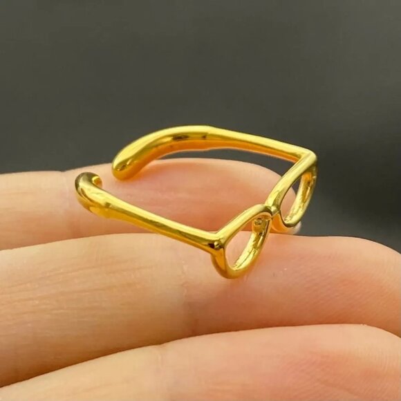 ($10) Glasses Ring - Picture 3 of 4
